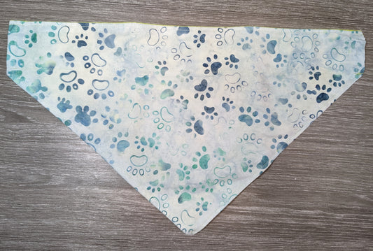 Bandana for Dogs. Paw Print Batik cotton fabric. Paws in teal and green tones on variegated green turquoise teal background.  Small, Medium Large.  Reversible - Double Sided Bandana, high quality poly-cotton hand made.